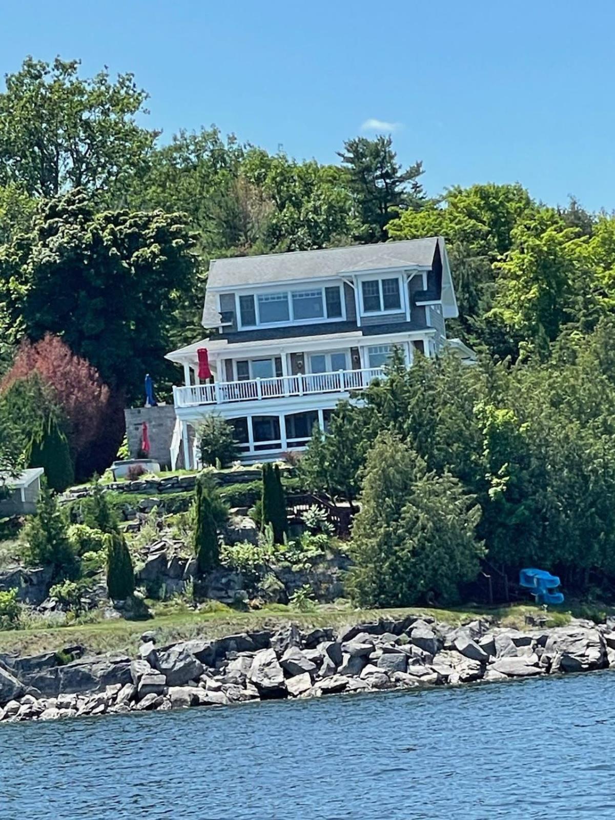Loza House Coastal Design Unit With Lake & Mountain Views Plattsburgh Exterior photo